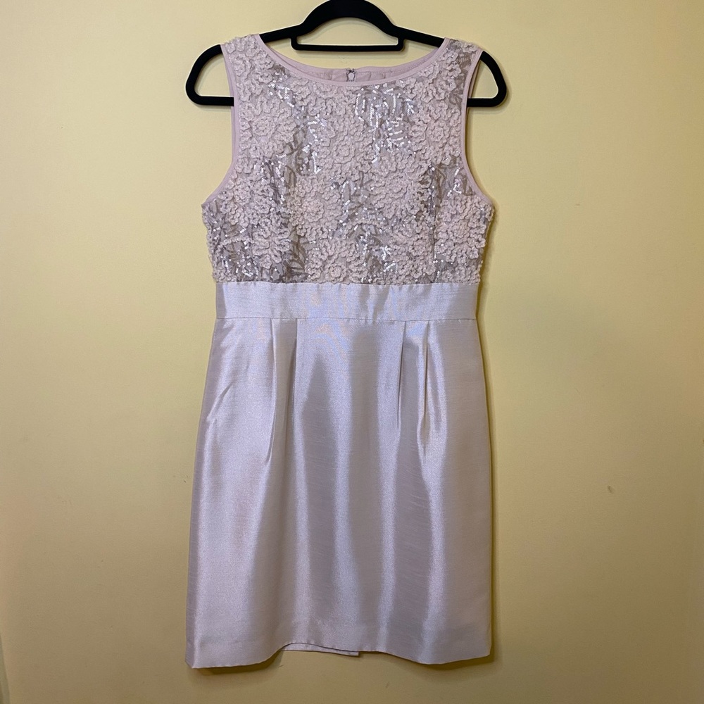 Tahari Dress Beige Silky Floral Sequins Straight Formal Size 8